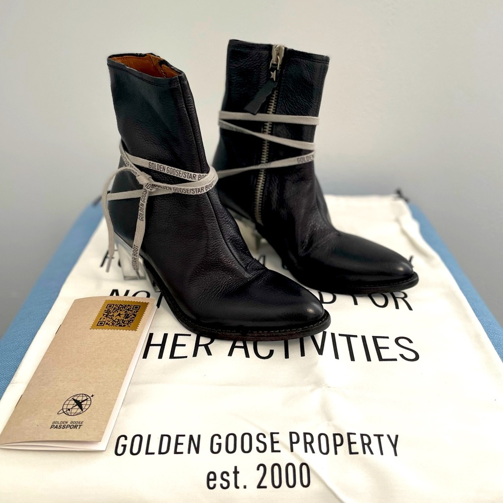 ⭐️Brand New! Golden Goose leather star boots.⭐️